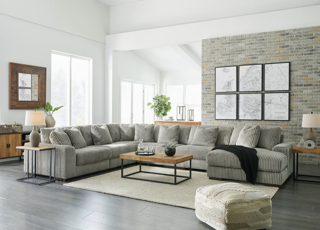211-05 6pc Sectional RAF Chaise HH