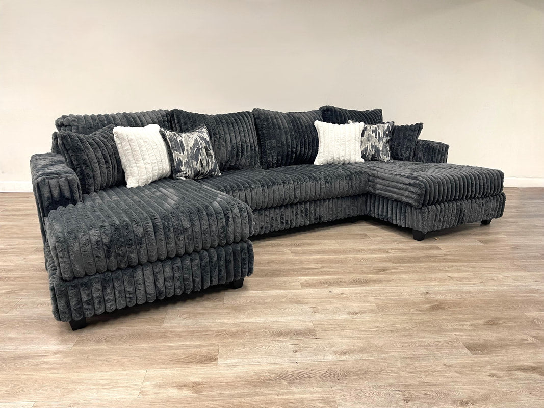9700 Charcoal Sectional HH