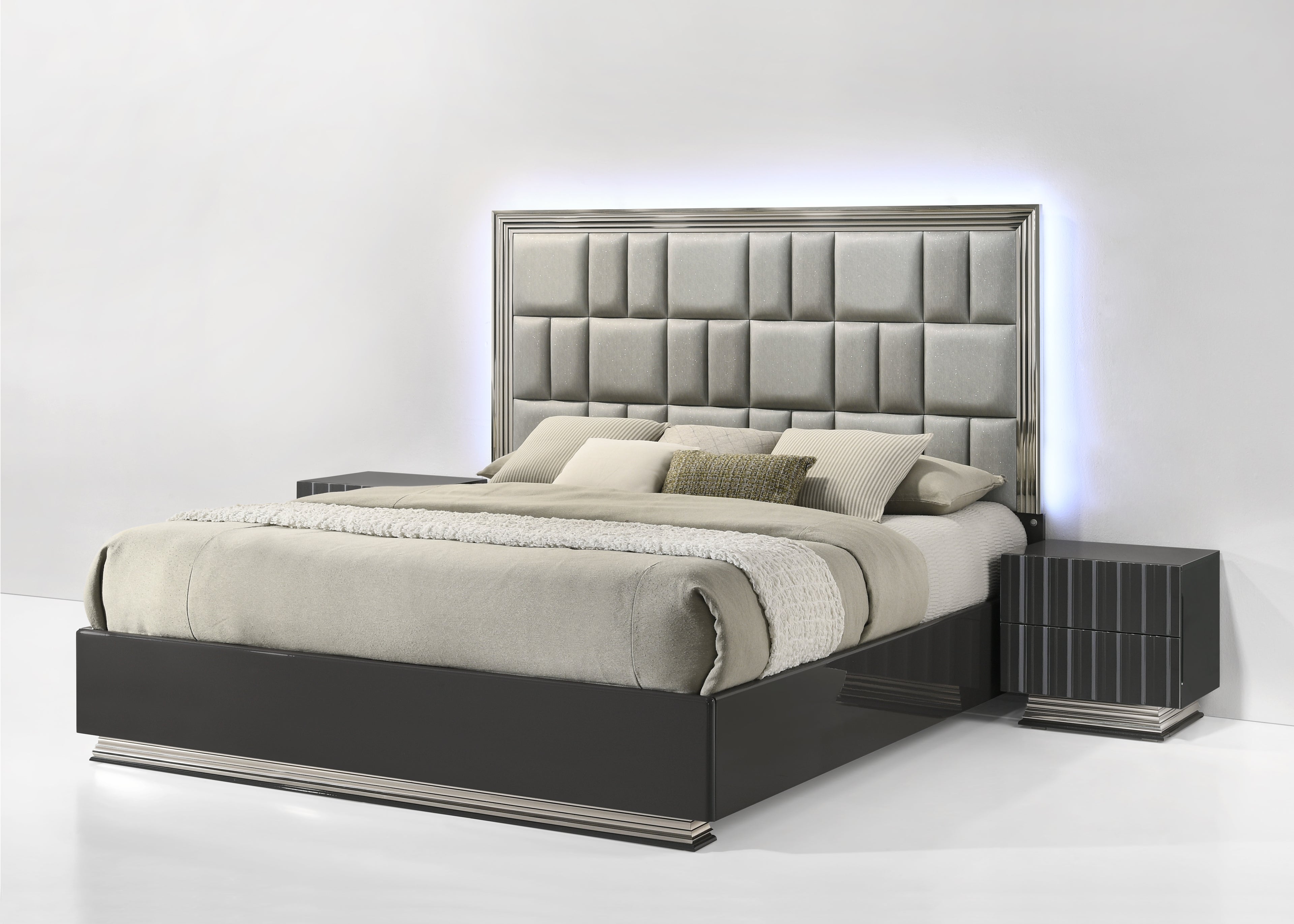 B83 Mona SET NE