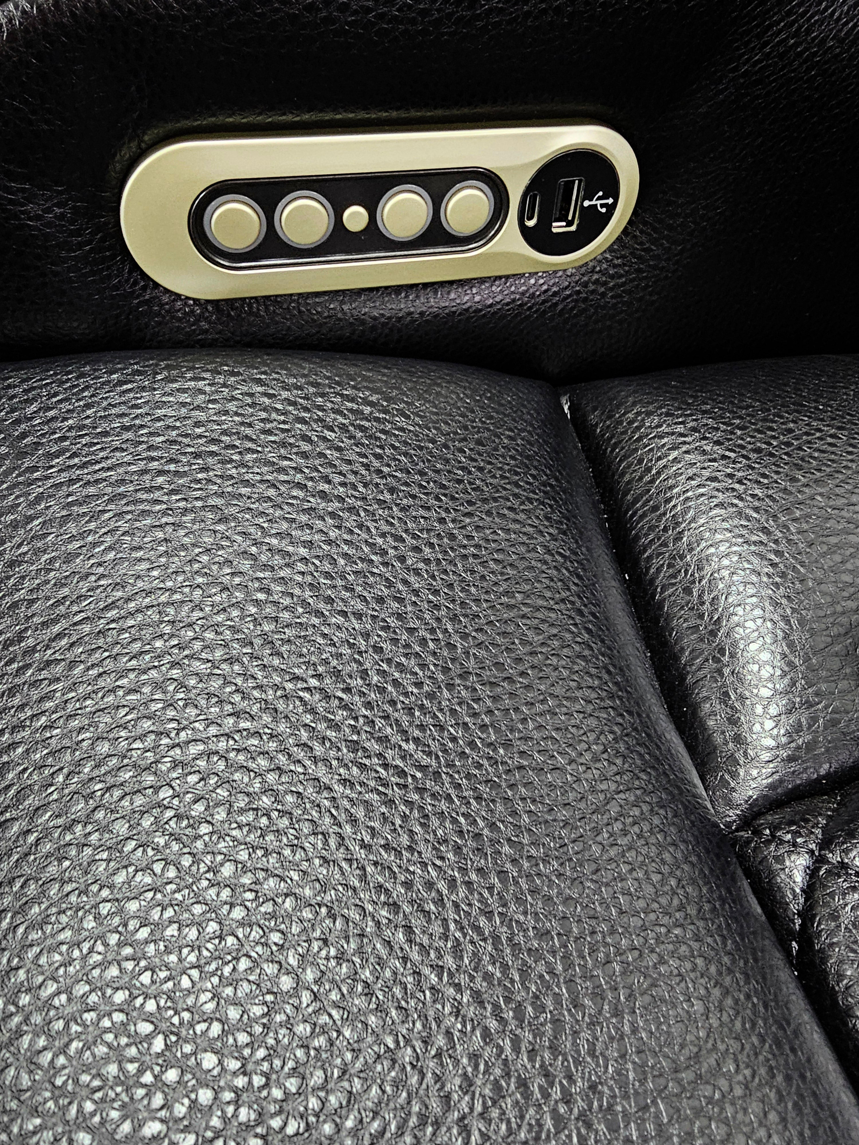 U8900 Carlo PF
