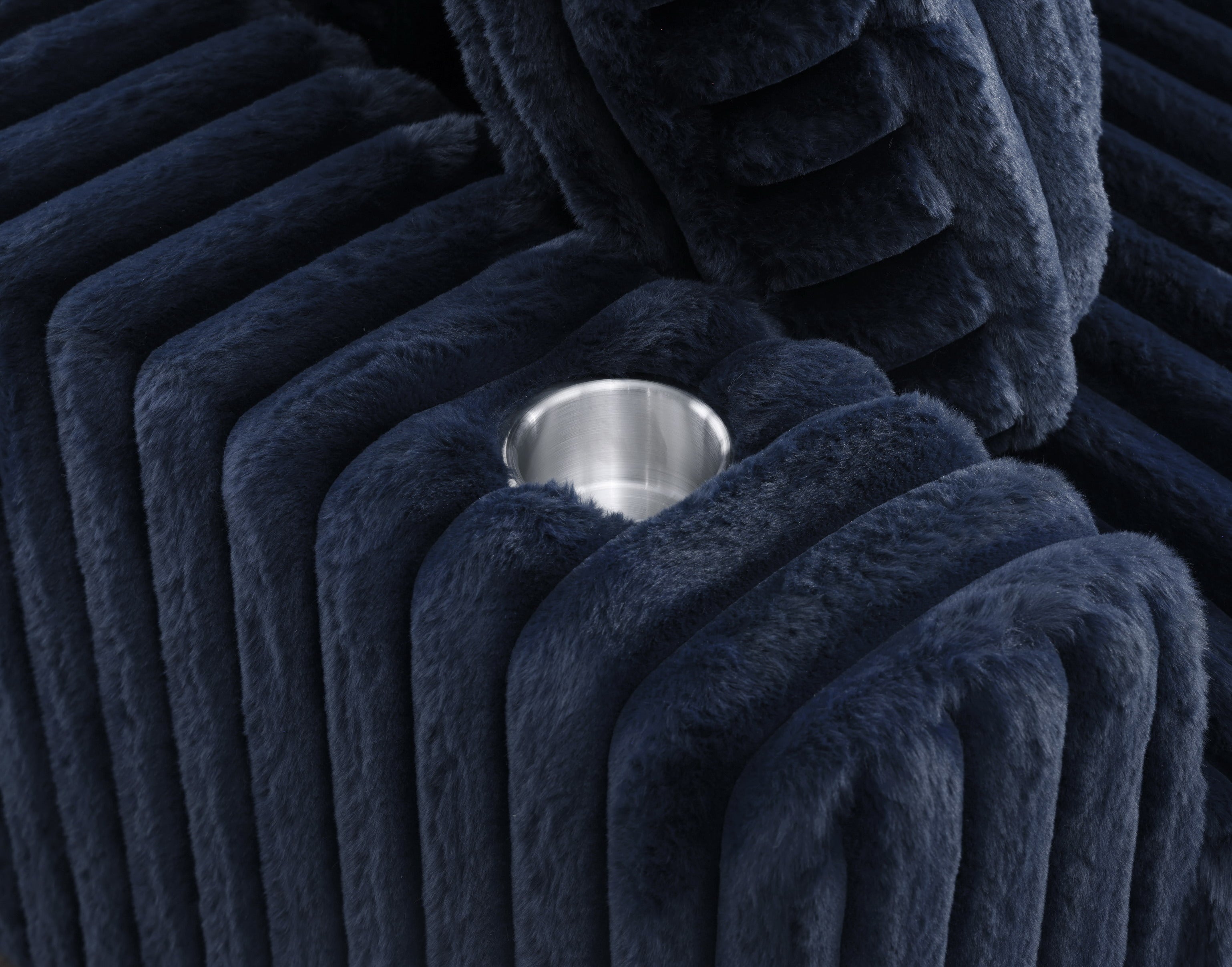 S329 Snuggle Station Blue NE