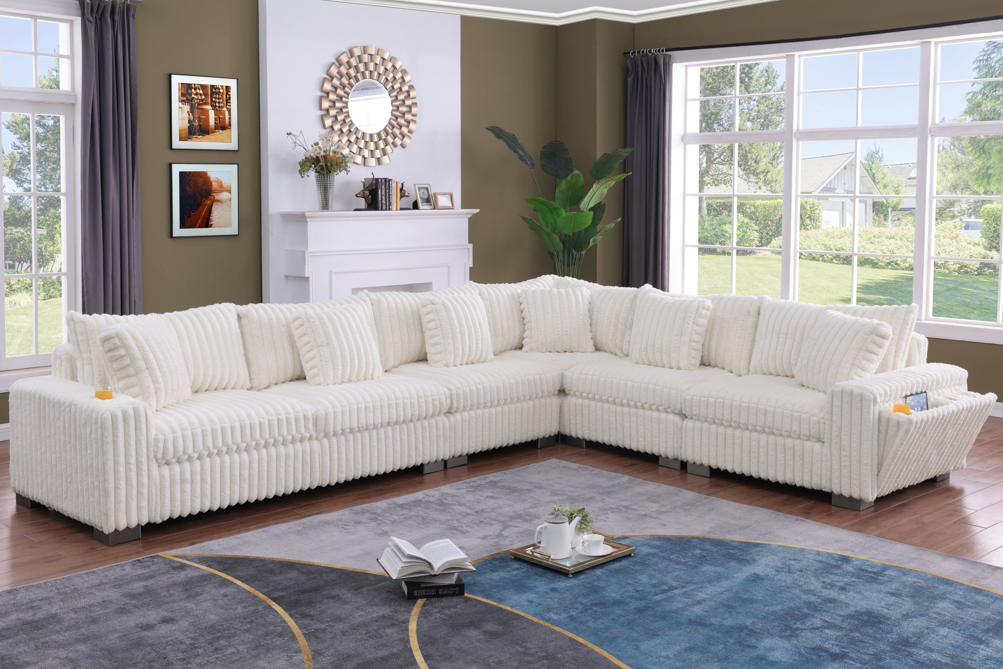 S329 Snuggle Station Cream NE