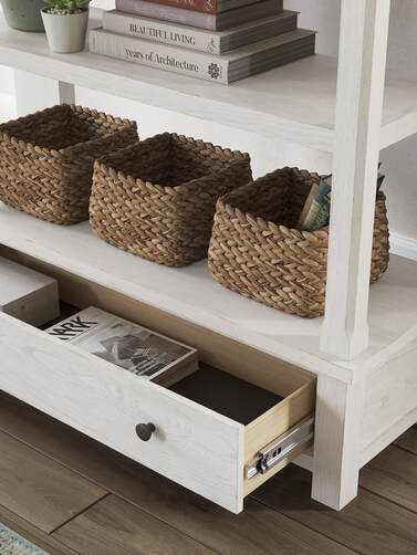 H742-70 - Bookcase HH