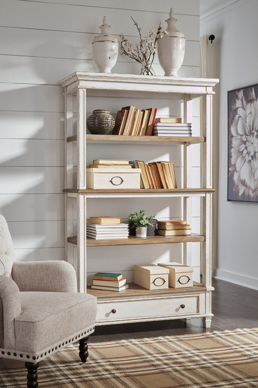 H743-70 - Bookcase HH