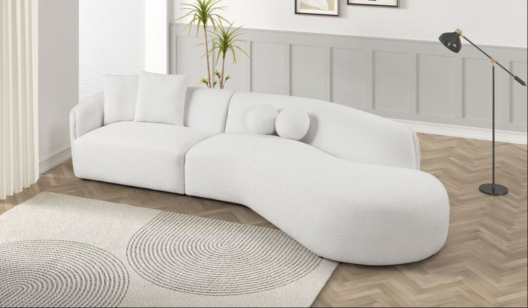 MIA Beige Sectional HH