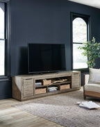 W760-78 - TV Stand 92 HH